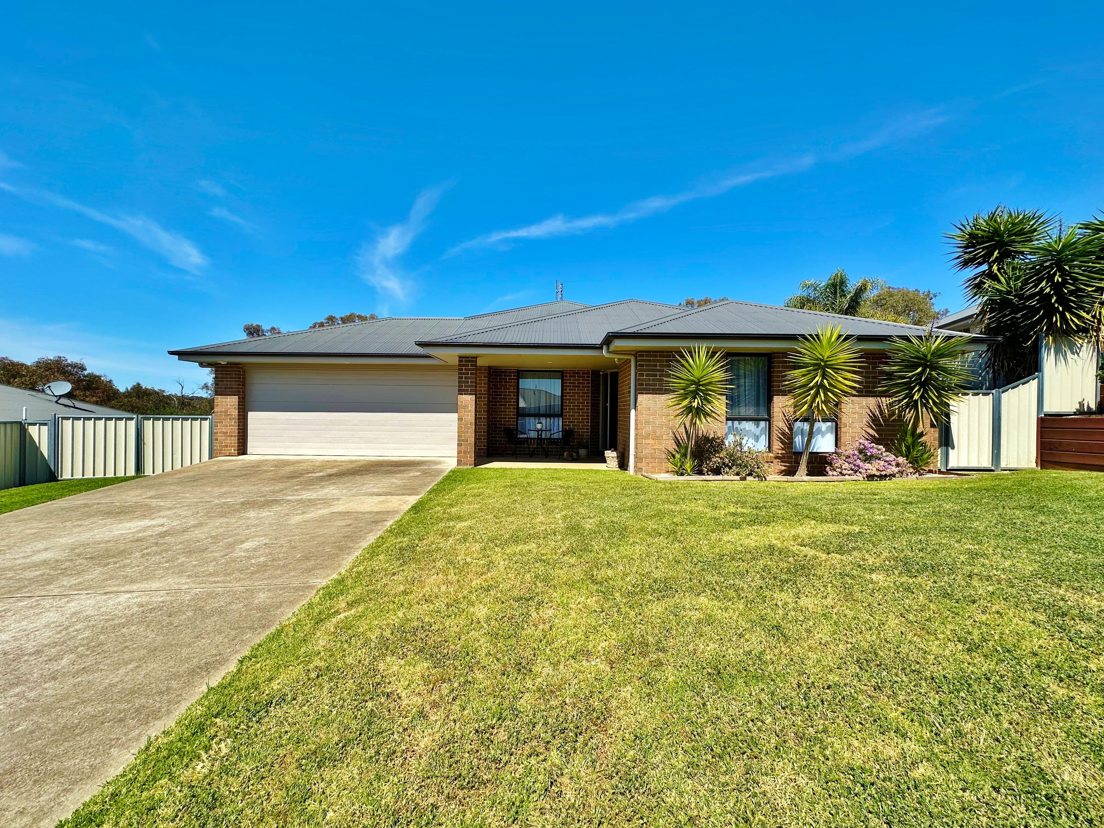 46 Jordan Place, Young NSW 2594, Young - Image 1