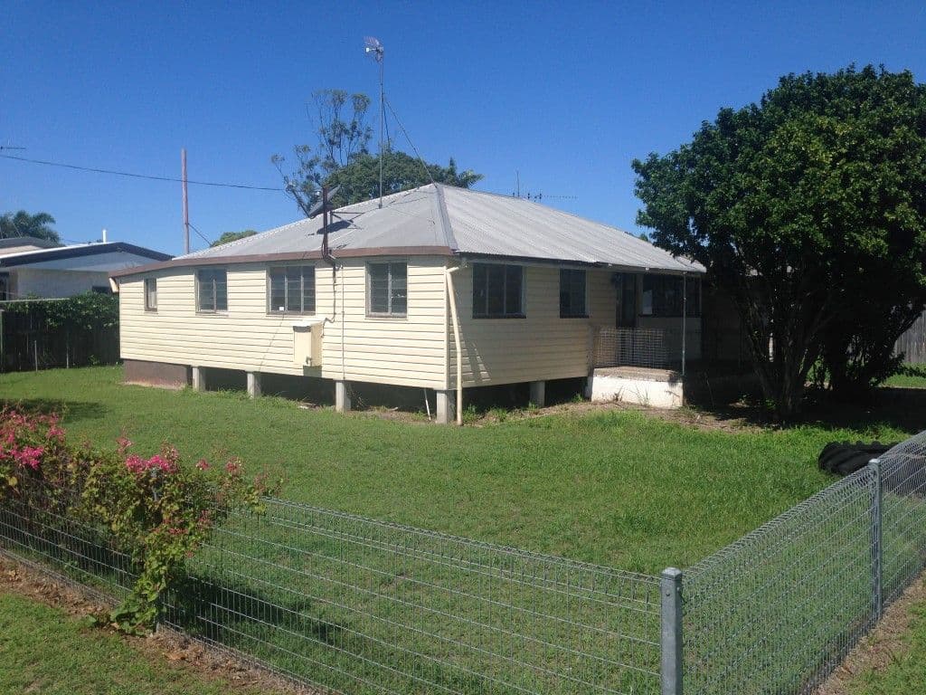 30 Pitt Street, WALKERVALE QLD 4670, Walkervale - Image 1