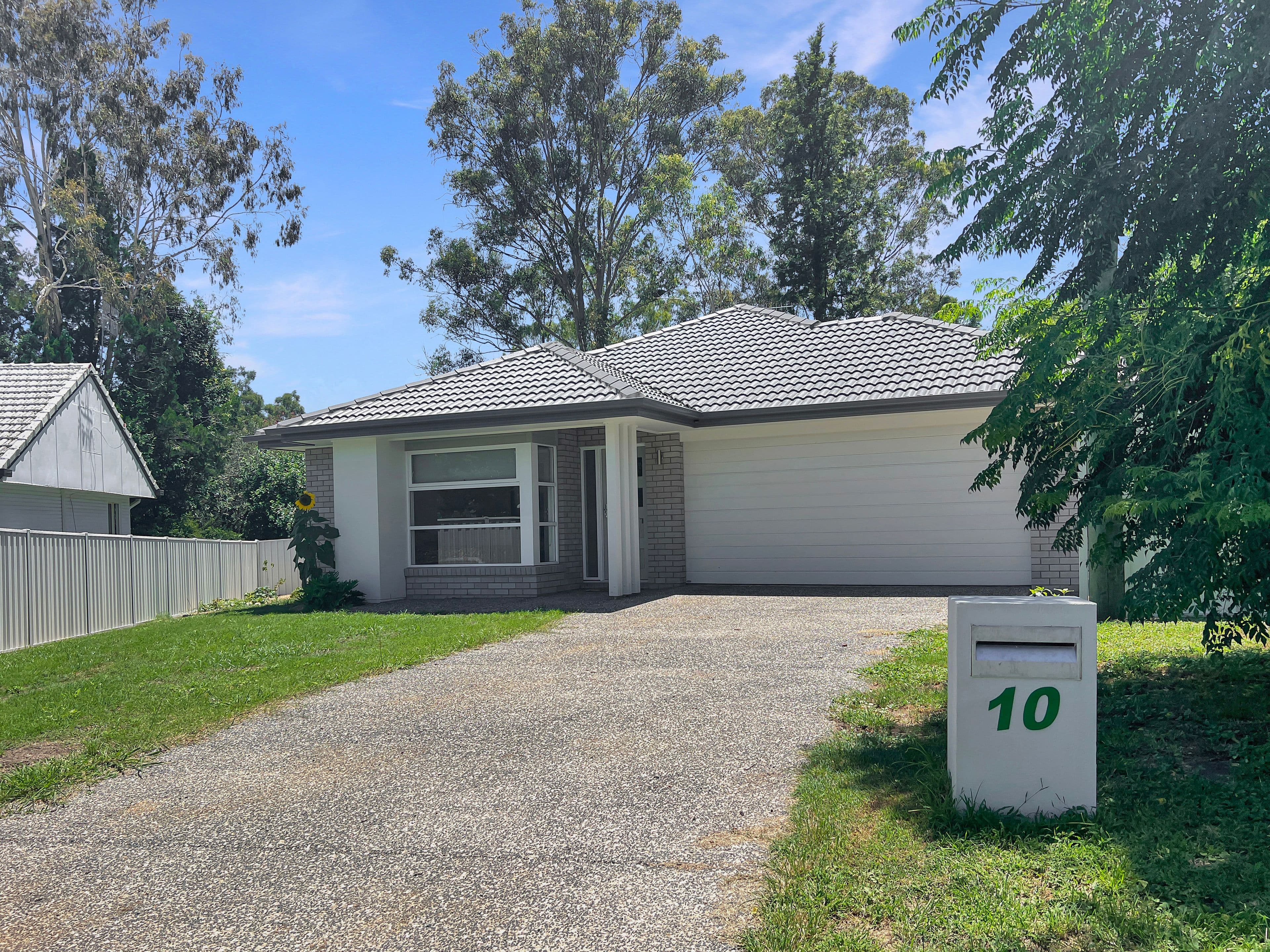 10 Kelly Court, Esk QLD 4312, Esk - Image 1