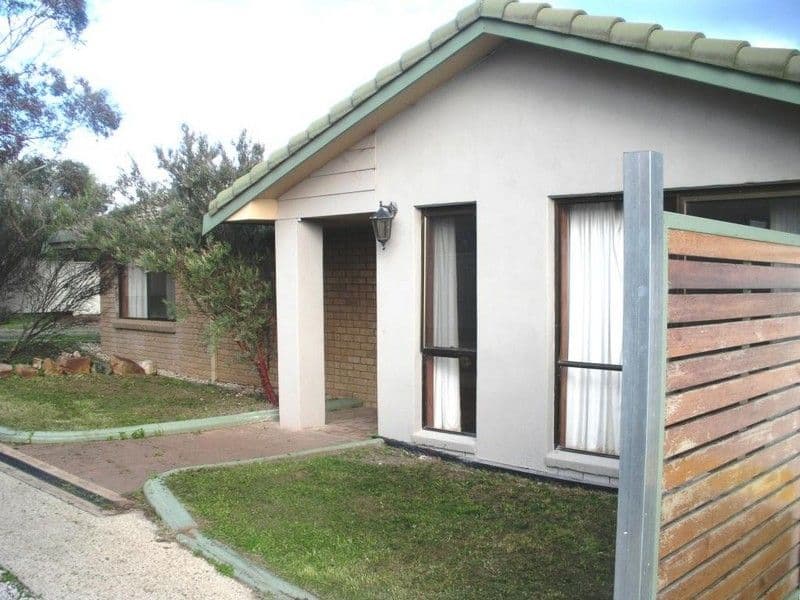 40 Sturt Highway, BURONGA NSW 2739, Buronga - Image 1