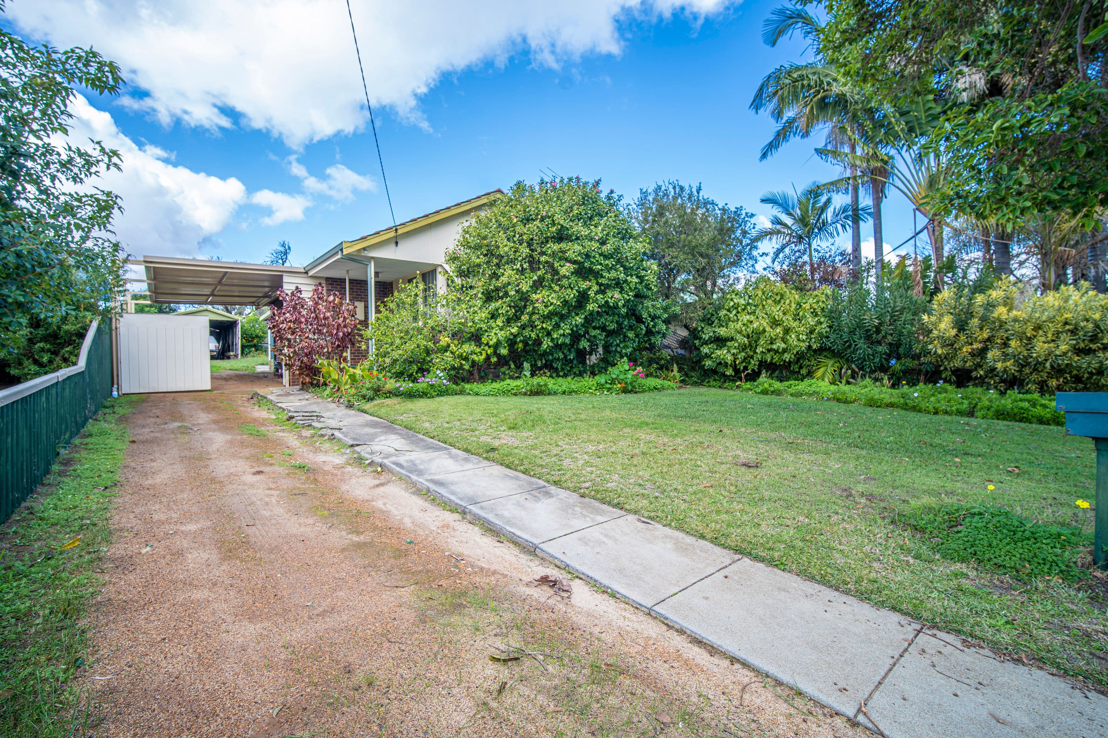 200 Gabriel Street, Cloverdale WA 6105, Cloverdale - Image 1