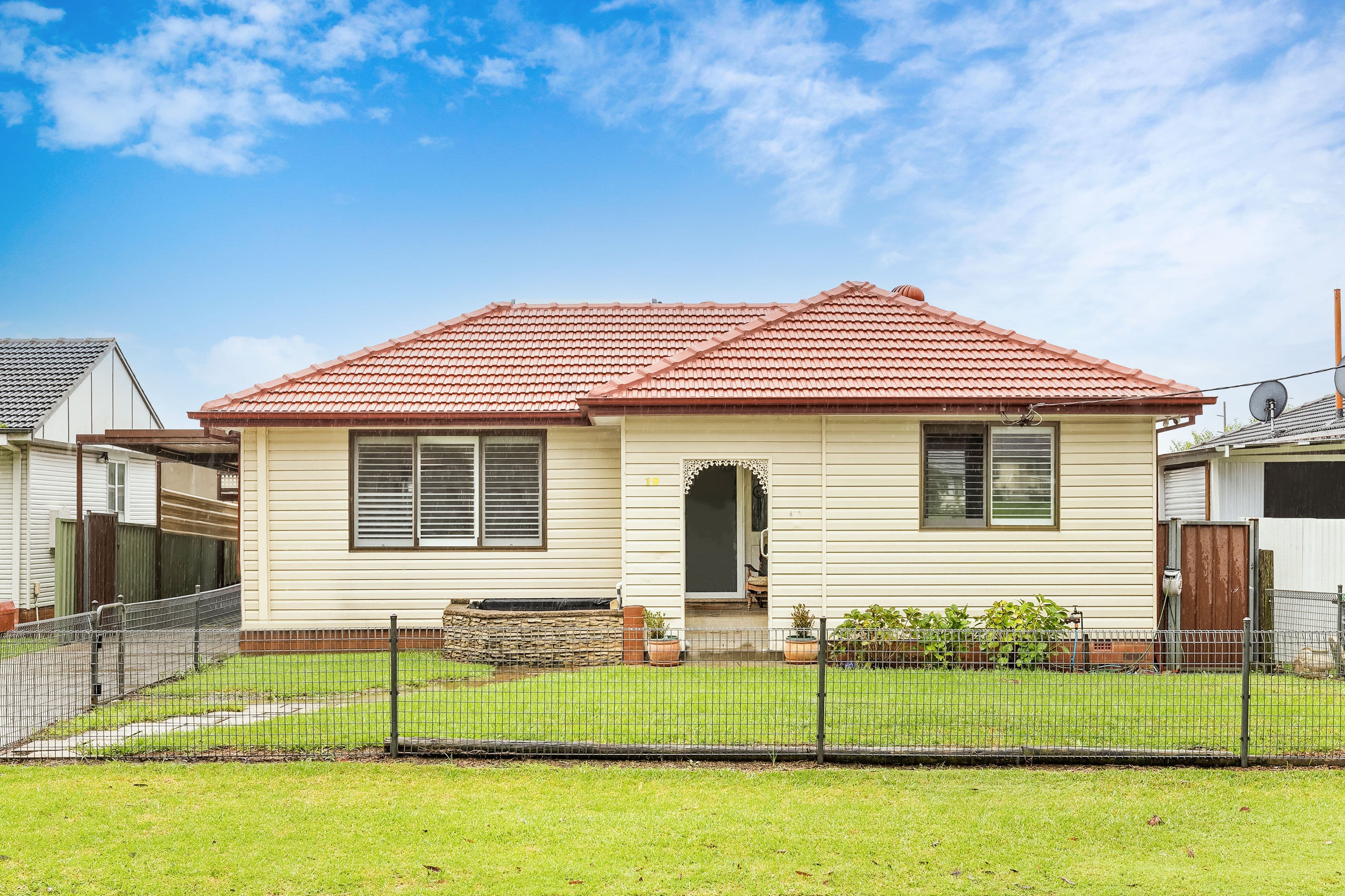 19 O'Neile Crescent, Lurnea NSW 2170, Lurnea - Image 1
