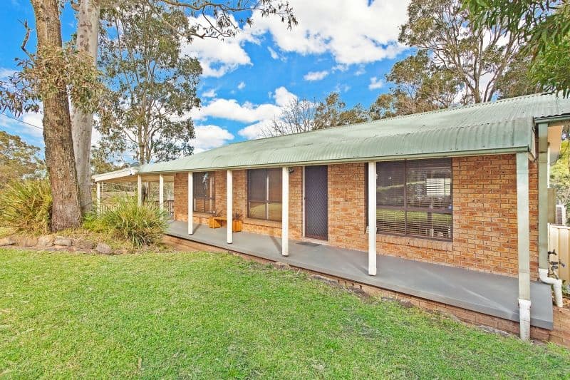 4 Hasluck Drive, Watanobbi - Image 1