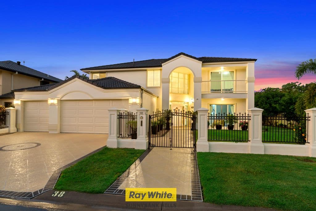 22 Aqualine Drive, Point Vernon, QLD, Point Vernon - Image 1