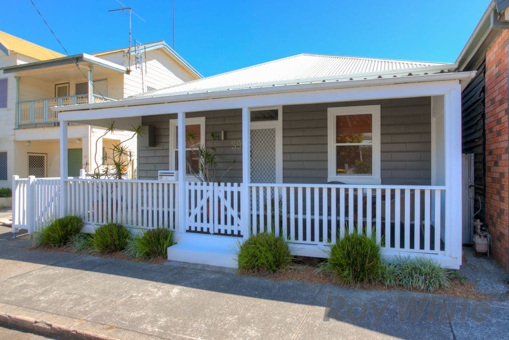 39 Downie Street, Maryville - Image 1