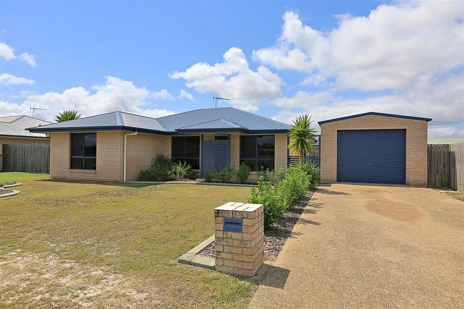 27 Dawson Avenue, THABEBAN QLD 4670, Thabeban - Image 1