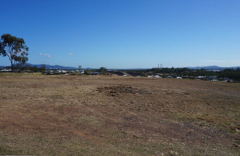 8 Eucalyptus Place, Kirkwood QLD 4680, Kirkwood - Image 1