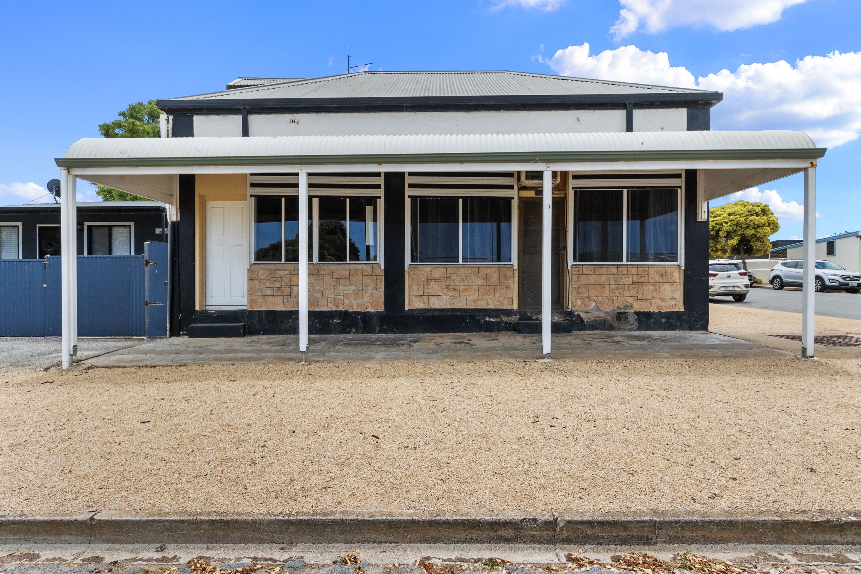 9 Coronation Street, Kingsville - Image 1