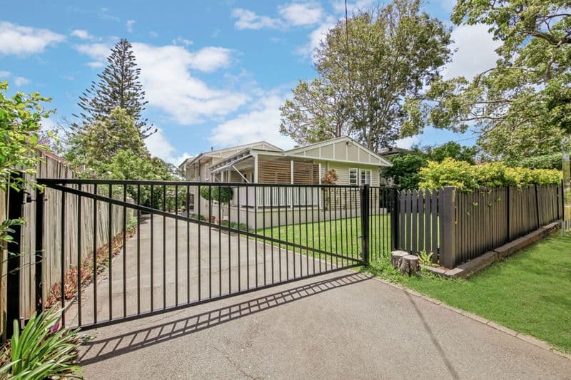 36 Windrest Avenue, Aspley - Image 1