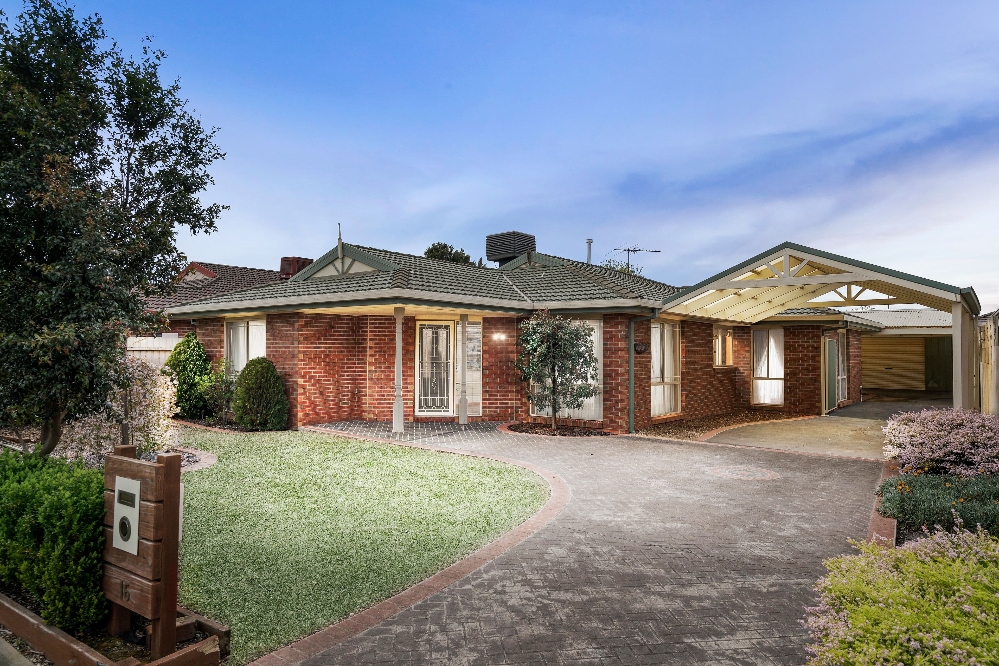 16 Archer Avenue, Sunbury VIC 3429, Sunbury - Image 1