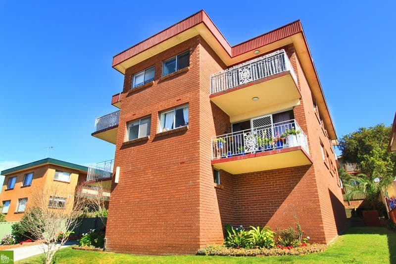 8 Myrtle Street, CONISTON NSW 2500, Coniston - Image 1