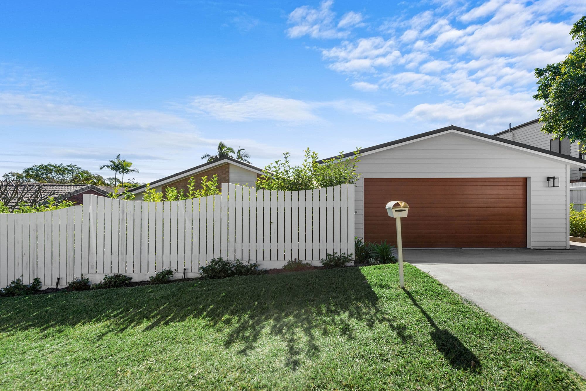4 Peppertree Street, Sinnamon Park QLD 4073, Sinnamon Park - Image 1