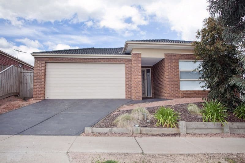 10 Sunningdale Road, DOREEN VIC 3754, Doreen - Image 1