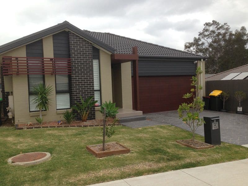 5 Stanley Avenue, MIDDLETON GRANGE NSW 2171, Middleton Grange - Image 1