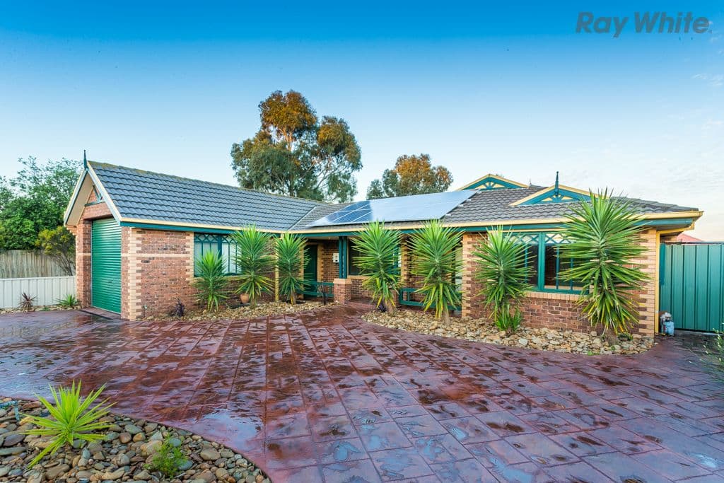 2 Nottingham Way, Sydenham VIC 3037, Sydenham - Image 1
