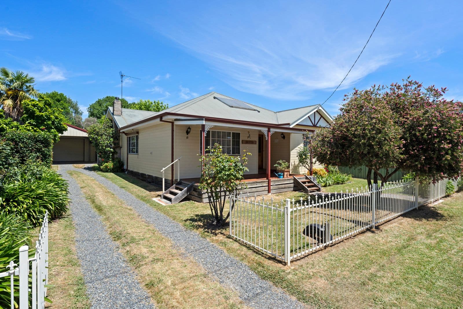 18 Minerva Street, Mansfield VIC 3722, Mansfield - Image 1