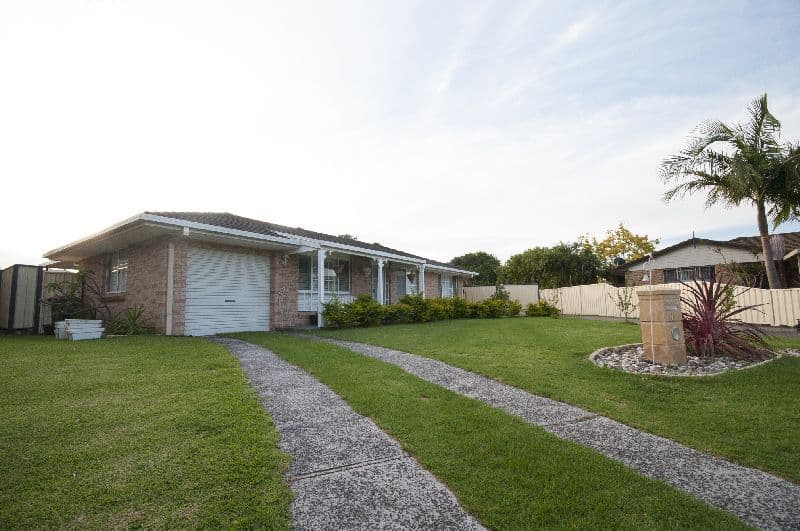 8 Ball Place, Albion Park Rail NSW 2527, Albion Park Rail - Image 1