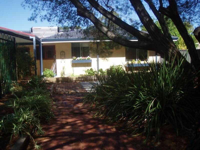 20 Andrew Street, KALAMUNDA WA 6076, Kalamunda - Image 1
