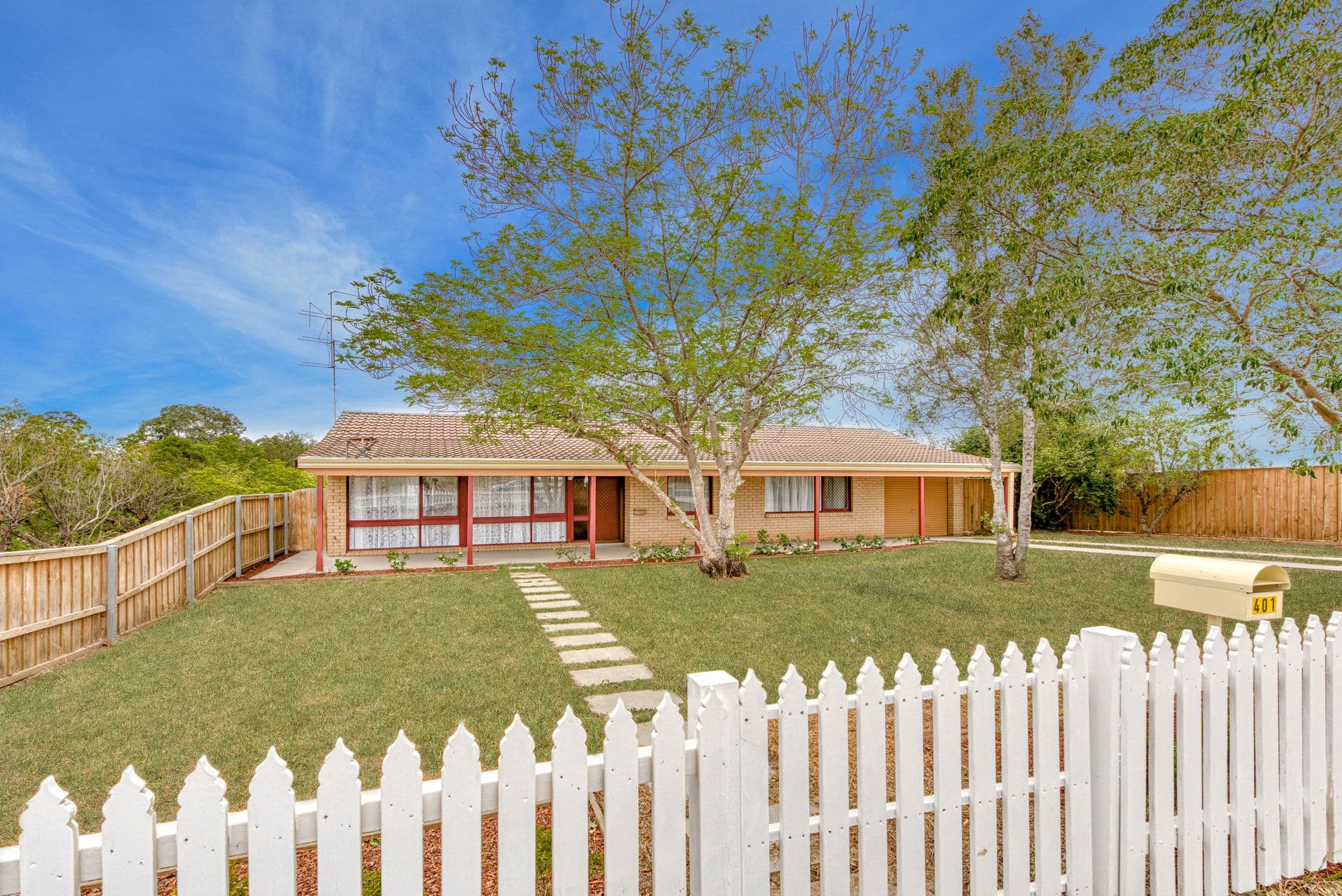 401 Thirlmere Way, Thirlmere - Image 1