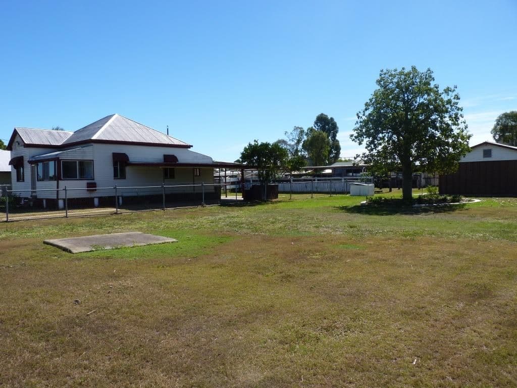 32 Davidson Street, OAKEY QLD 4401, Oakey - Image 1