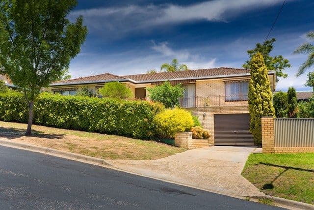 705 Centaur Road, LAVINGTON NSW 2641, Lavington - Image 1