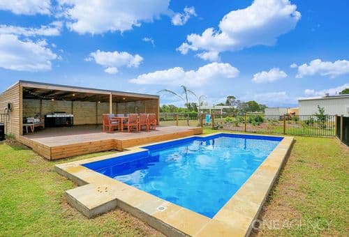 46 Bowarrady Court, River Heads, River Heads - Image 1