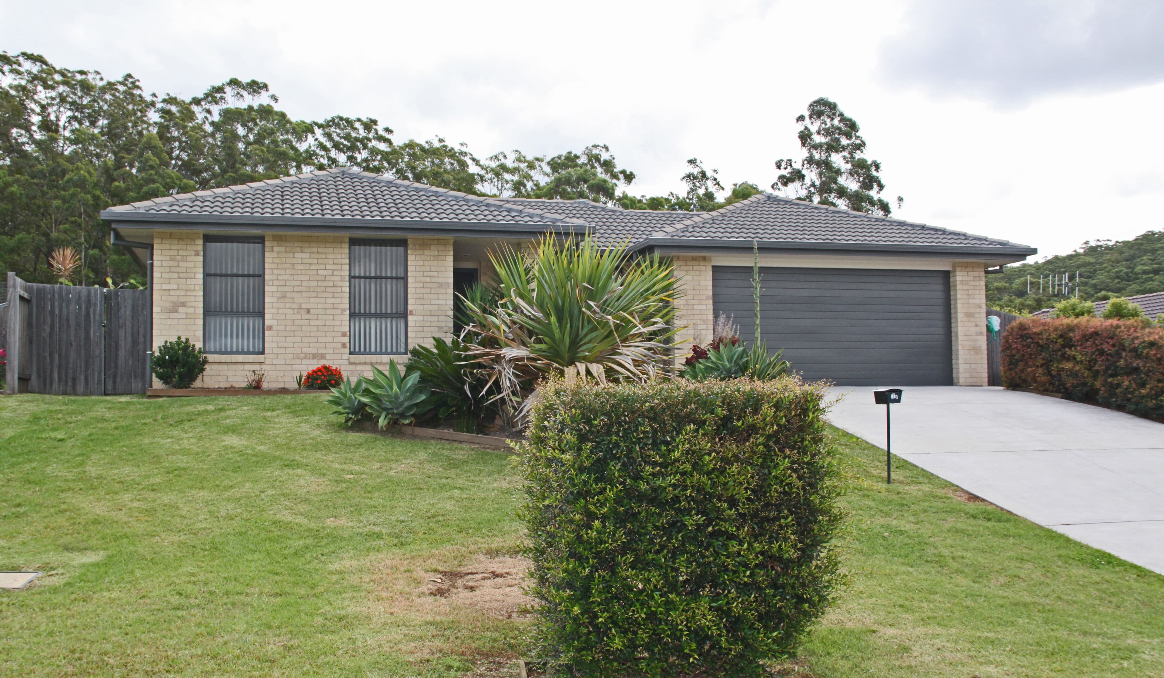 16 Mountain Spring Drive, Kendall - Image 1