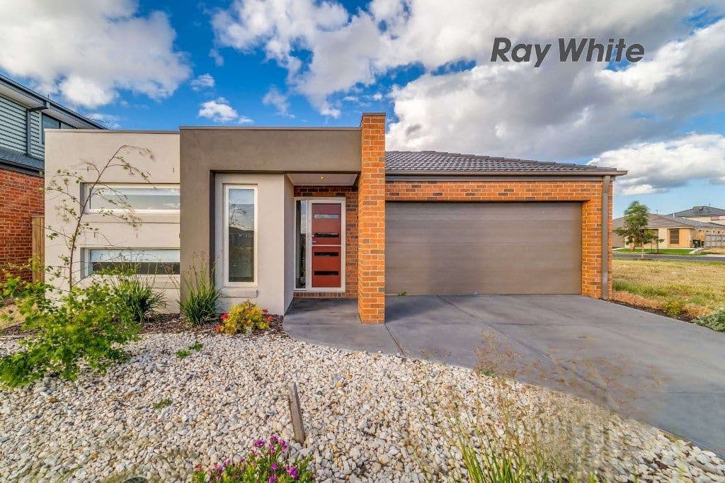 71 Barnstormer Boulevard, Point Cook VIC 3030, Point Cook - Image 1