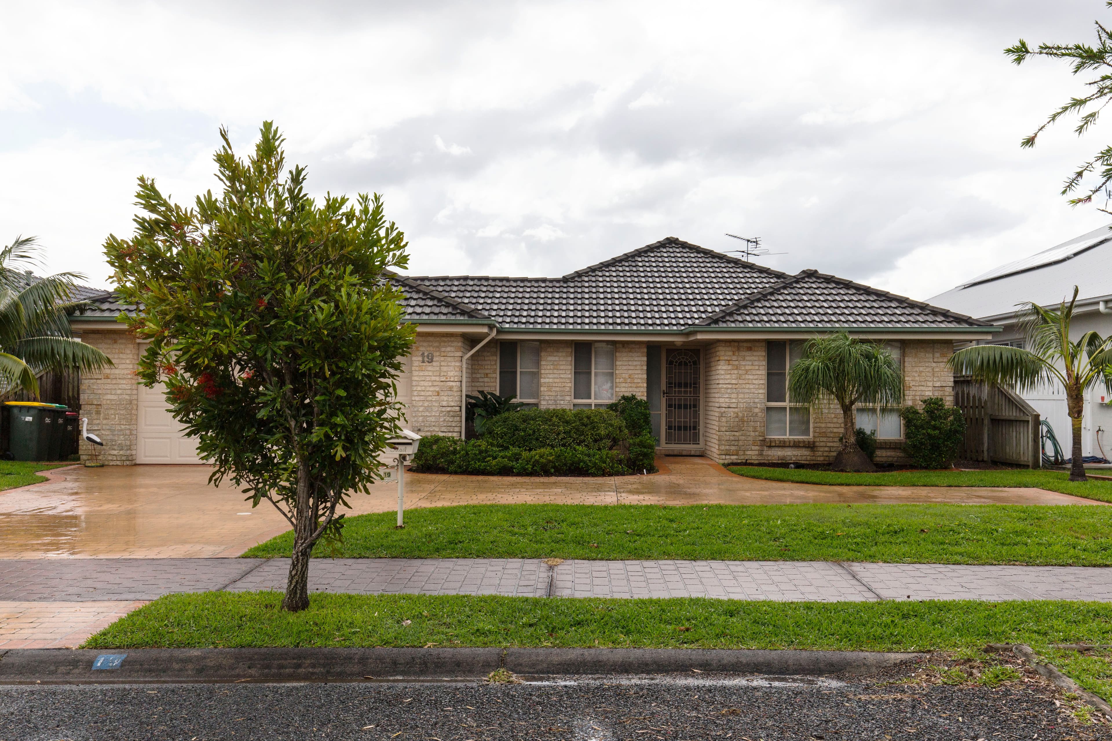 19 Admiralty Avenue, Tea Gardens - Image 1