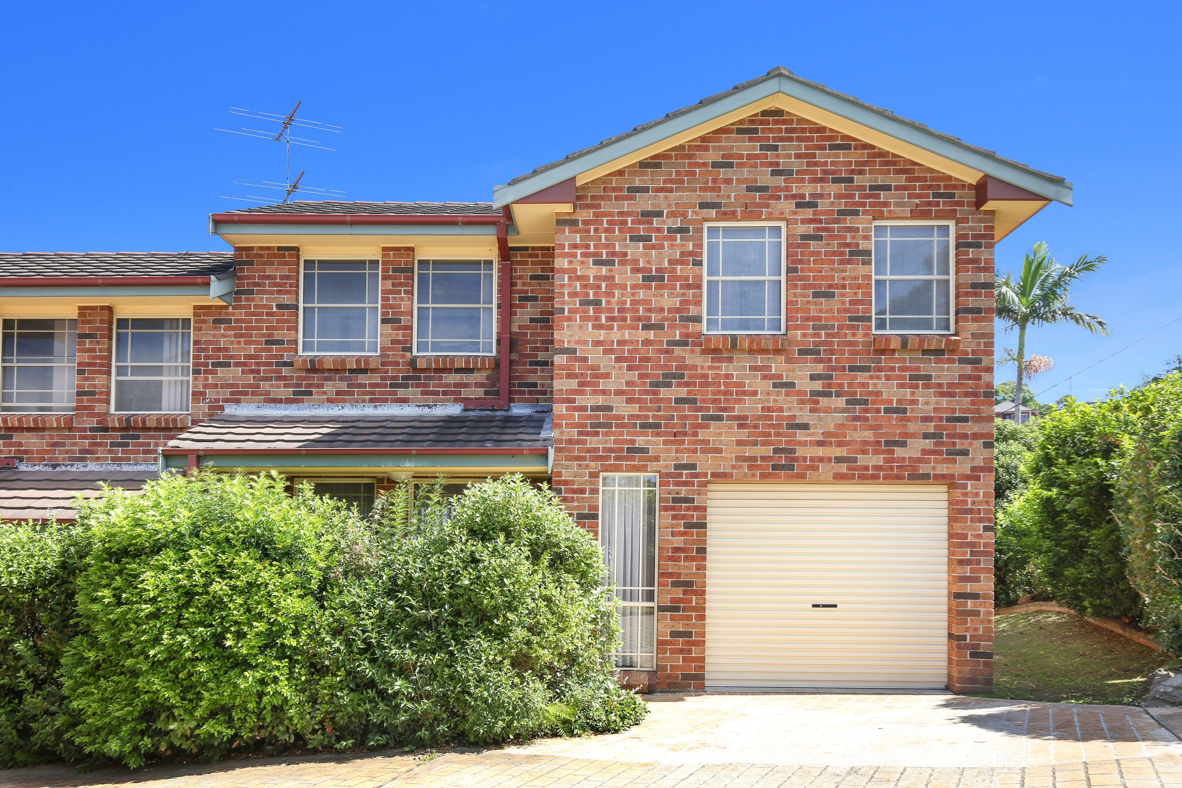 27 Bellevue Road, Figtree NSW 2525, Figtree - Image 1