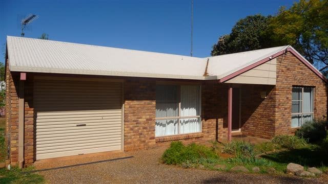 43 Challenge Avenue, Kensington Grove, QLD, 4341, Kensington Grove - Image 1
