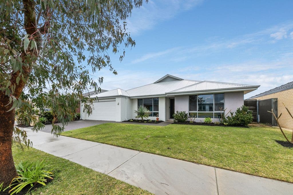 12 Bagatelle Road, Landsdale WA 6065, Landsdale - Image 1