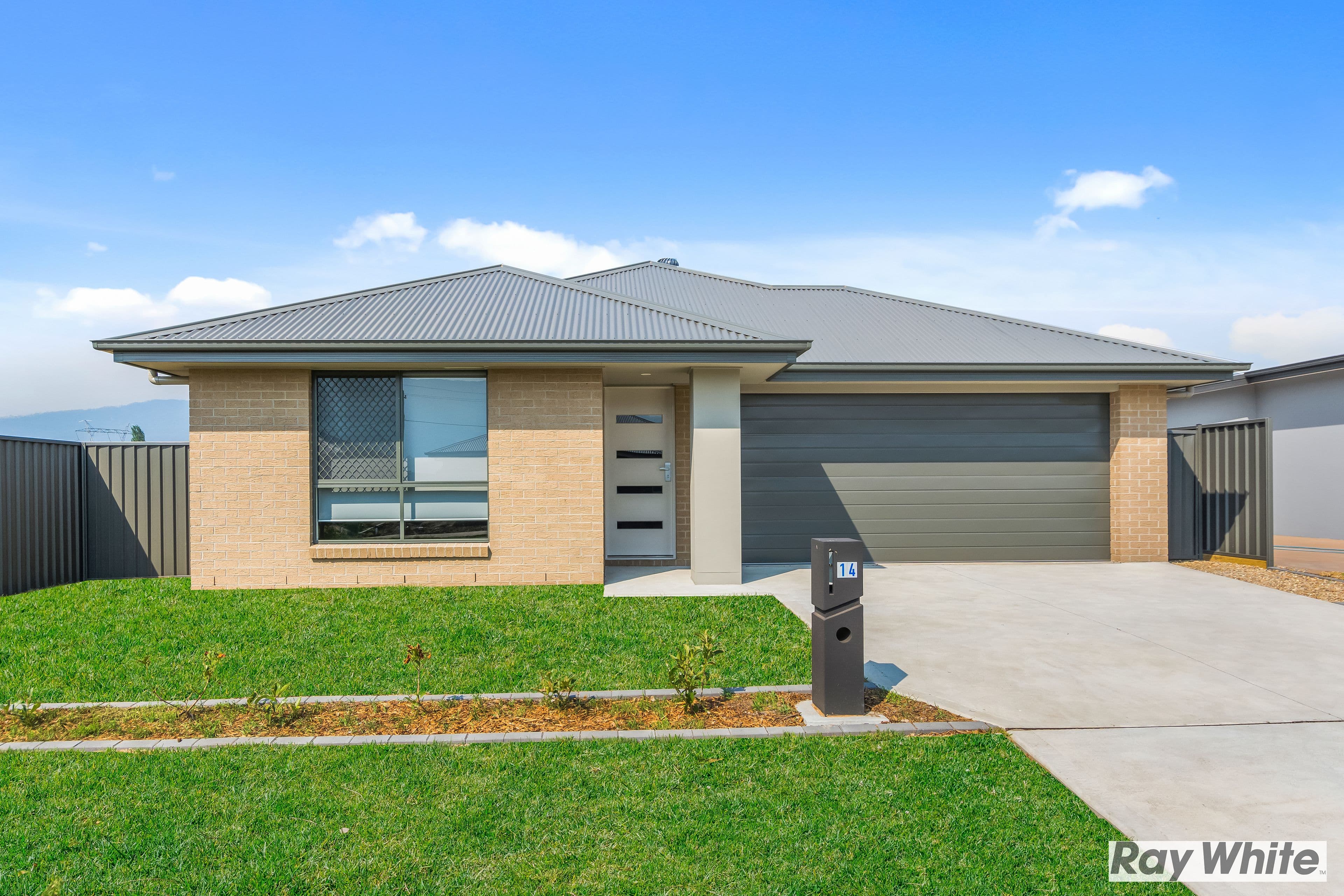 14 Acland Drive, Horsley NSW 2530, Horsley - Image 1
