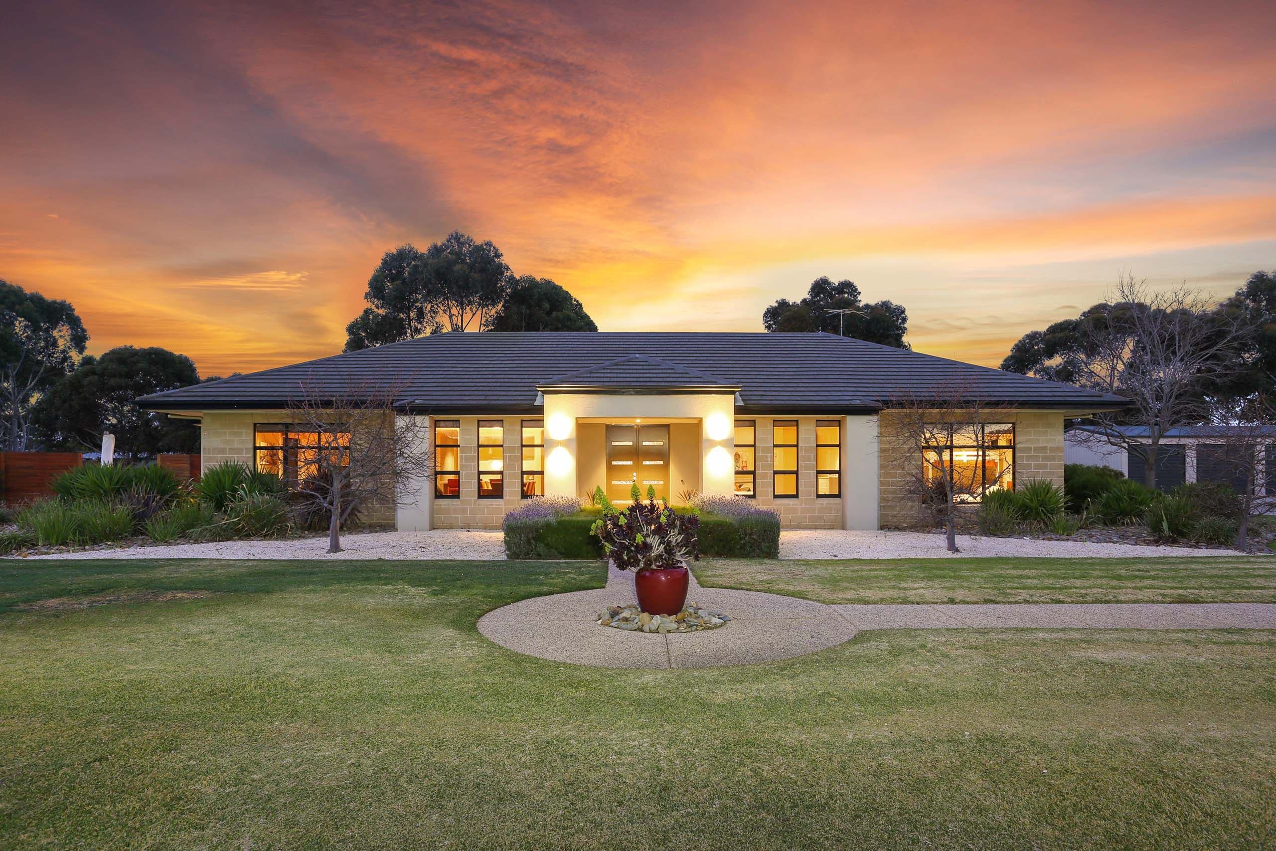 14-17 Nilaur Place, Lara VIC 3212, Lara - Image 1