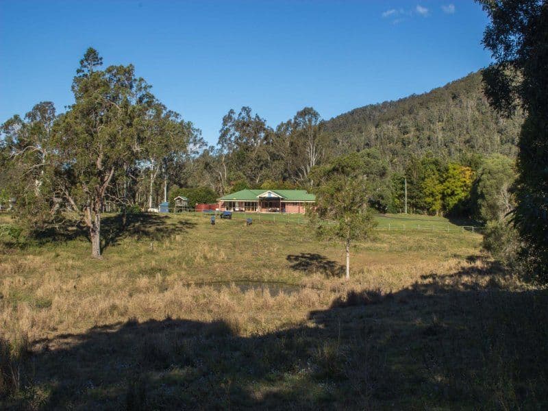 CAMP MOUNTAIN QLD 4520, Camp Mountain - Image 1