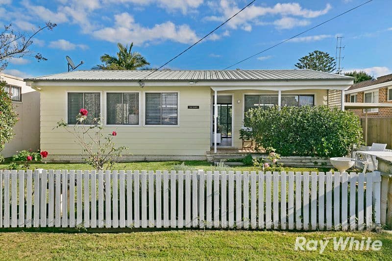 10 Mirreen Avenue, Davistown - Image 1