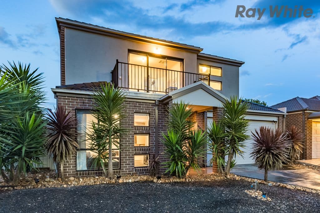 7 Hurlingham Place, Caroline Springs VIC 3023, Caroline Springs - Image 1