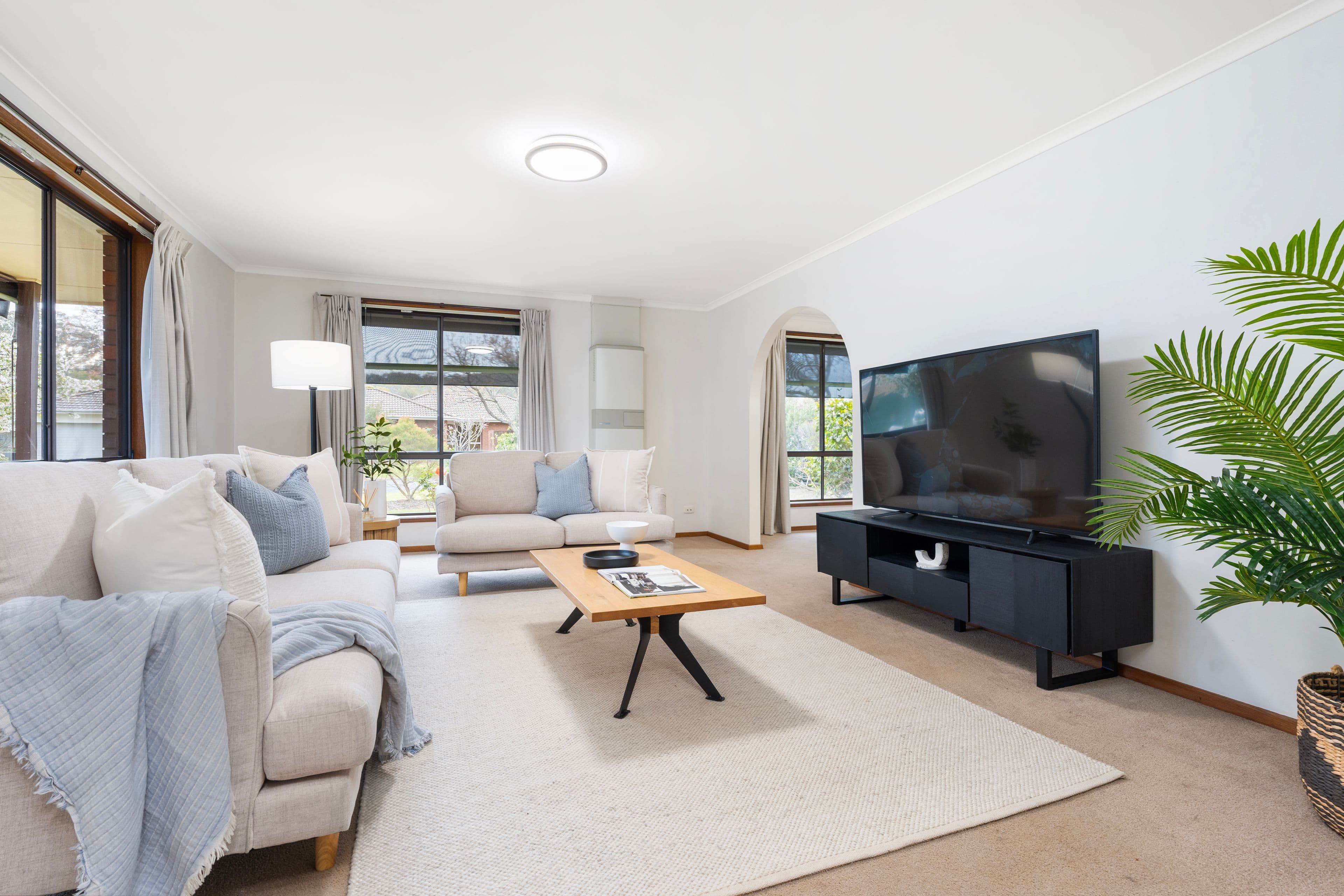 10 Sunwood Drive, Lavington NSW 2641, Lavington - Image 1
