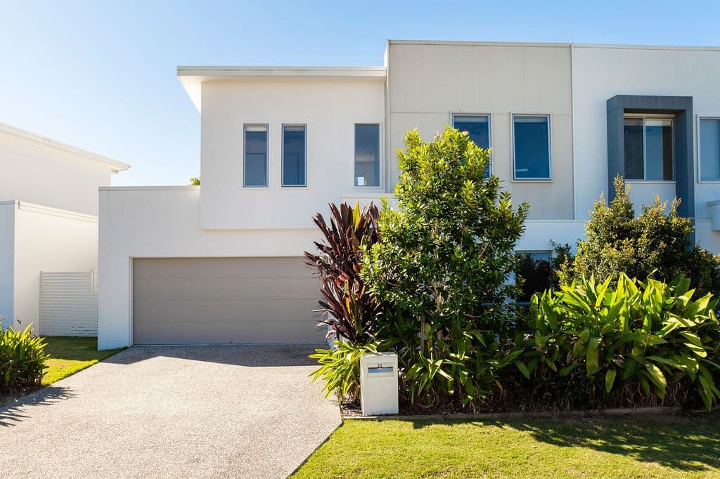25 Azure Way, Hope Island QLD 4212, Hope Island - Image 1