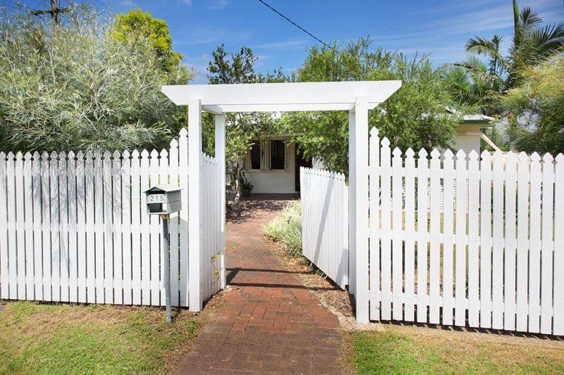 215 Lillian Avenue, SALISBURY QLD 4107, Salisbury - Image 1