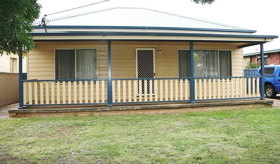 17 Princes Avenue, GOULBURN NSW 2580, Goulburn - Image 1