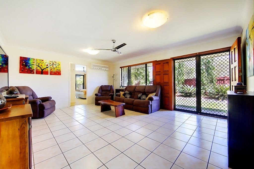 7 Glenrowan Drive, OAK VALLEY QLD 4811, Oak Valley - Image 1