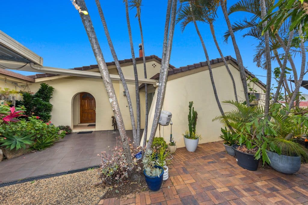 533 Creek Road, Mansfield QLD 4122, Mansfield - Image 1