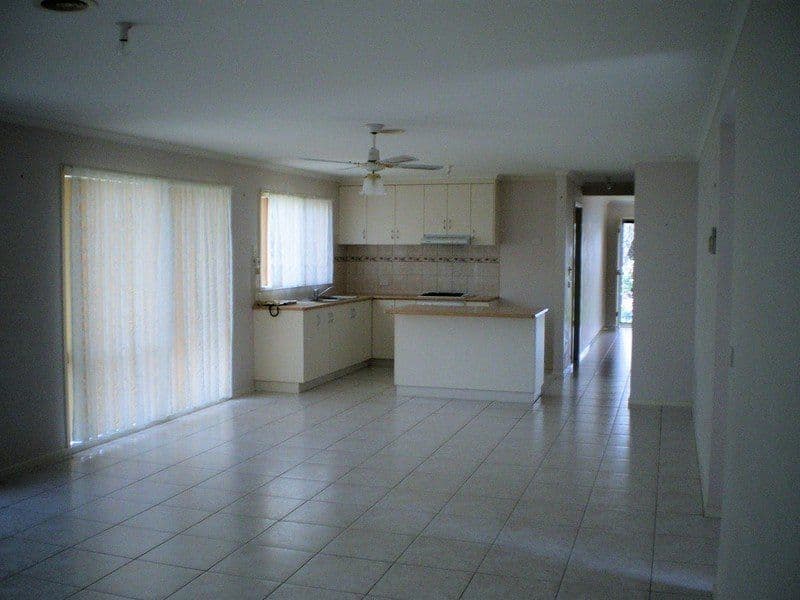 20 Chestnut Avenue, MORWELL VIC 3840, Morwell - Image 1