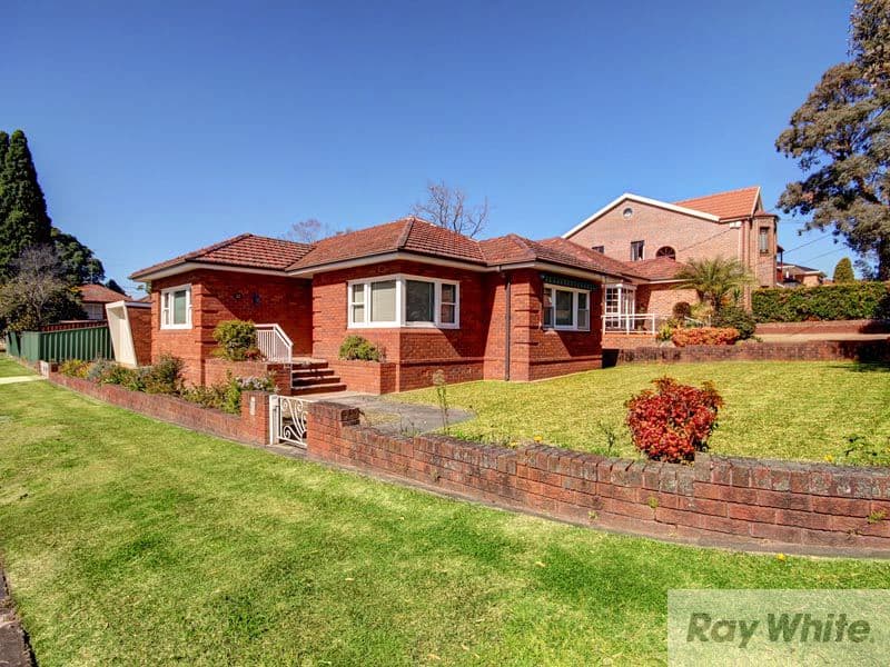32 Monaro Avenue, KINGSGROVE NSW 2208, Kingsgrove - Image 1