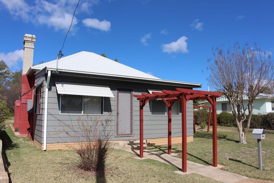 8 Finch Street, Bingara - Image 1