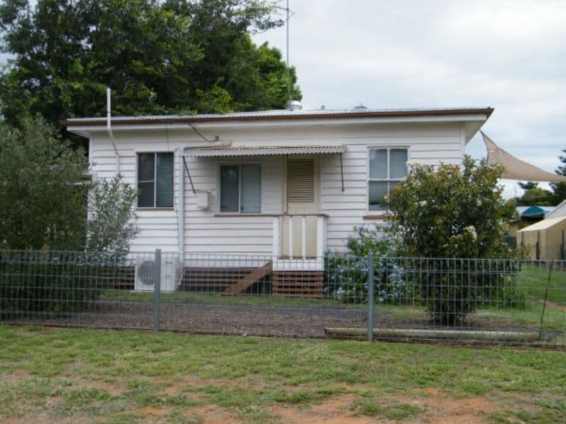 8 Castle Street, CHINCHILLA QLD 4413, Chinchilla - Image 1
