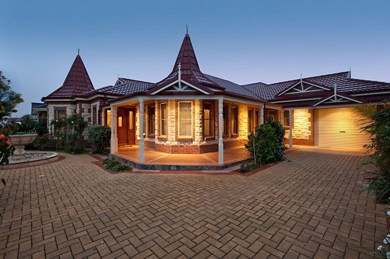 19 Rosalia Court, KIDMAN PARK SA 5025, Kidman Park - Image 1
