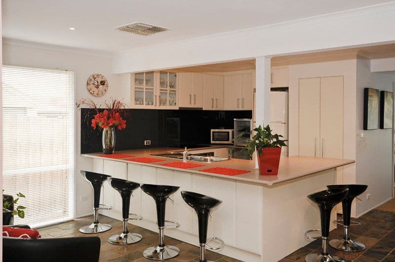 92 Cave Hill Road, LILYDALE VIC 3140, Lilydale - Image 1