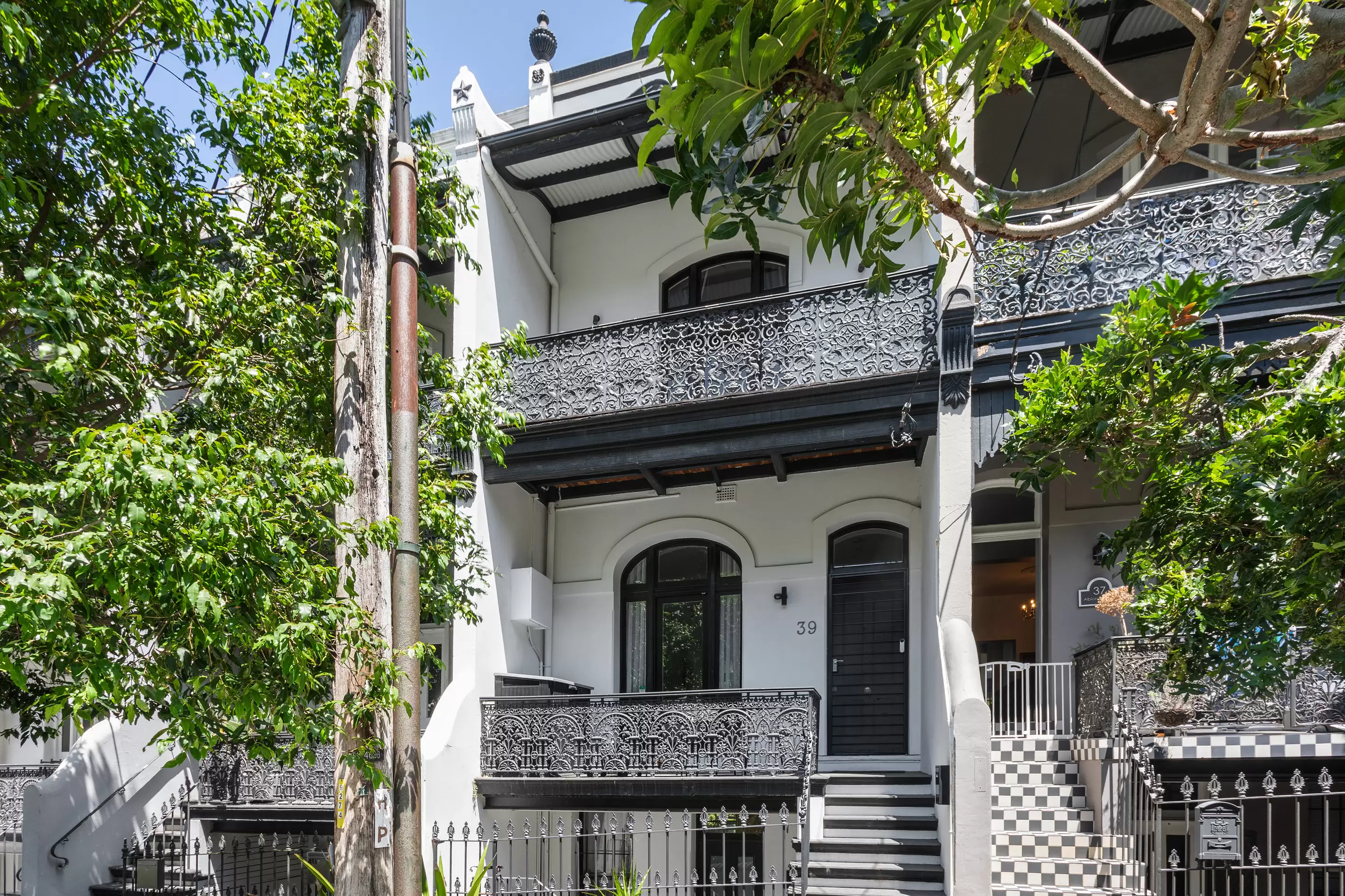 39 & 39a Albion Avenue, Paddington, Kenmore - Image 1